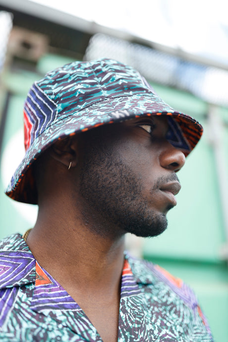YAYA REVERSIBLE BUCKET HAT